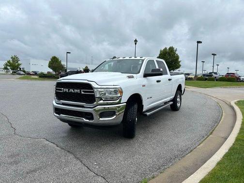2021 RAM 2500 Tradesman Crew Cab 4x4 6'4' Box