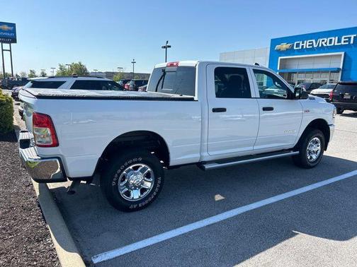 2021 RAM 2500 Tradesman Crew Cab 4x4 6'4' Box