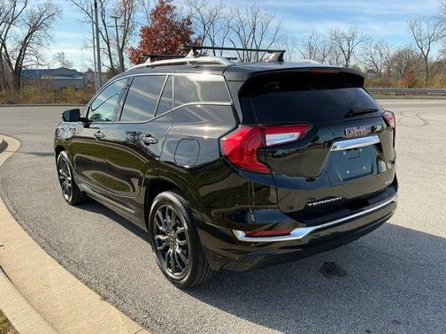 2022 GMC Terrain Denali