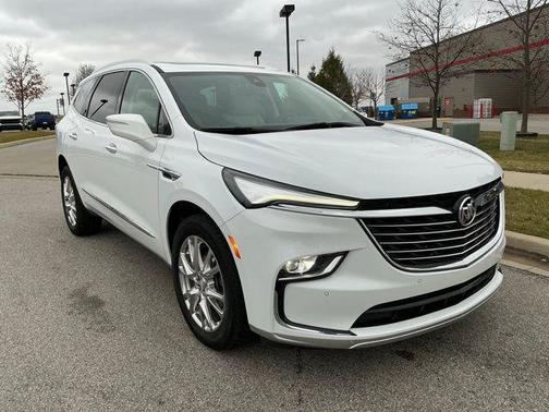 2024 Buick Enclave Essence AWD