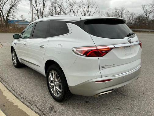 2024 Buick Enclave Essence AWD