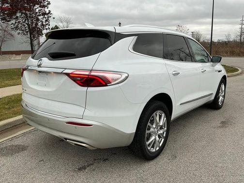 2024 Buick Enclave Essence AWD