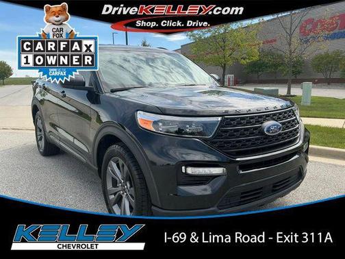 Agate Black Metallic 2023 Ford Explorer XLT