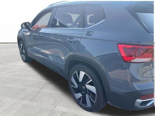 2024 Volkswagen Taos 1.5T SEL