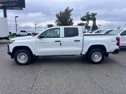 2025 Chevrolet Colorado WT