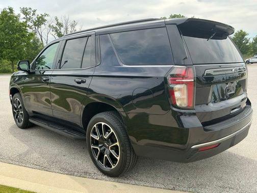 Midnight Blue Metallic 2022 Chevrolet Tahoe 4WD RST