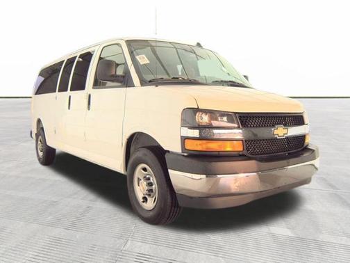 2025 Chevrolet Express 3500 RWD 3500 Extended Wheelbase LT