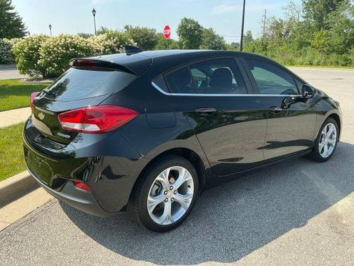 Black 2019 Chevrolet Cruze Premier