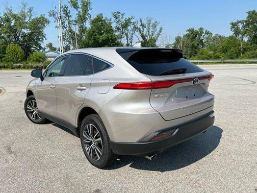 2021 Toyota Venza LE