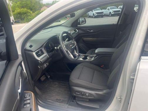 2023 GMC Acadia AWD SLE