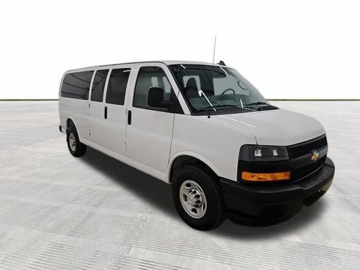 2025 Chevrolet Express 3500 RWD 3500 Extended Wheelbase LS