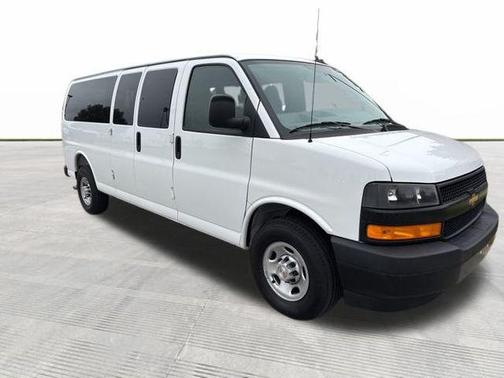 2025 Chevrolet Express 3500 RWD 3500 Extended Wheelbase LS