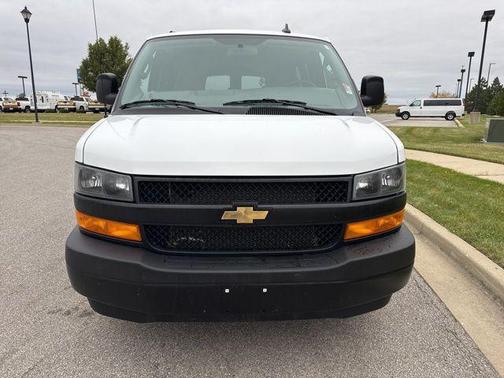 2025 Chevrolet Express 3500 RWD 3500 Extended Wheelbase LS