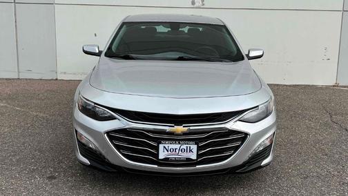 Photo 2 of 24 of 2019 Chevrolet Malibu LT