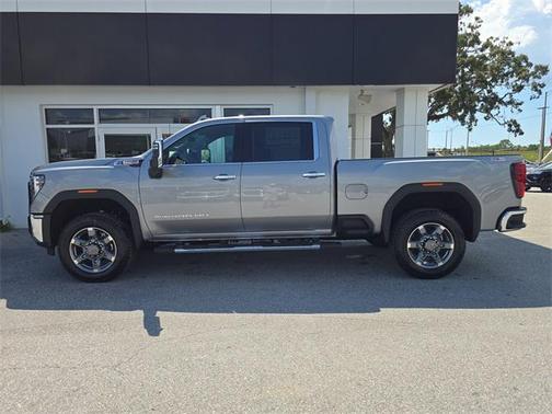 2025 GMC Sierra 2500 SLT