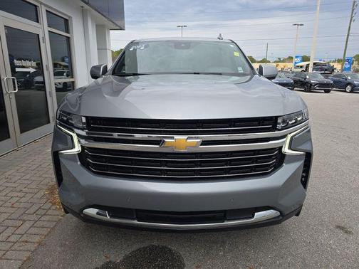 2024 Chevrolet Suburban LT