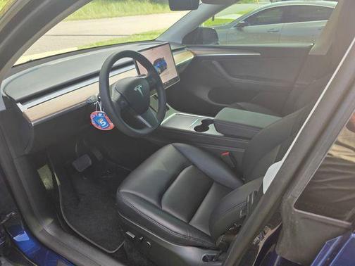 2023 Tesla Model Y Long Range Dual Motor All-Wheel Drive