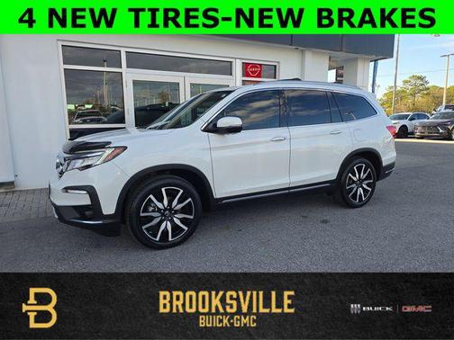 2022 Honda Pilot Touring 8-Passenger