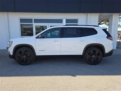 2026 GMC Acadia Elevation FWD