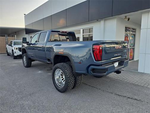 2025 GMC Sierra 3500 Denali