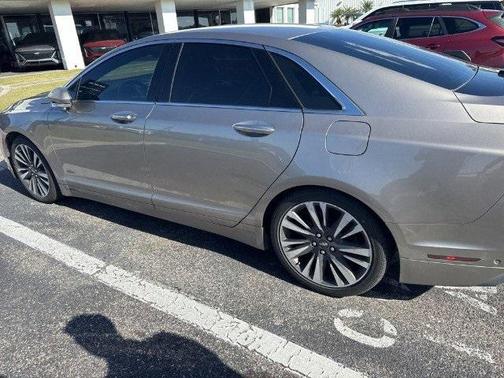 2019 Lincoln MKZ Reserve II