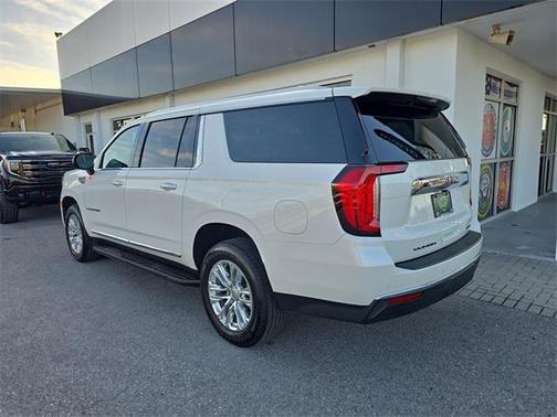 2022 GMC Yukon XL SLT