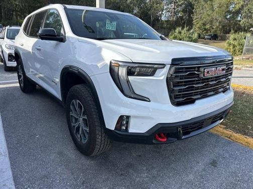 2024 GMC Acadia AWD AT4