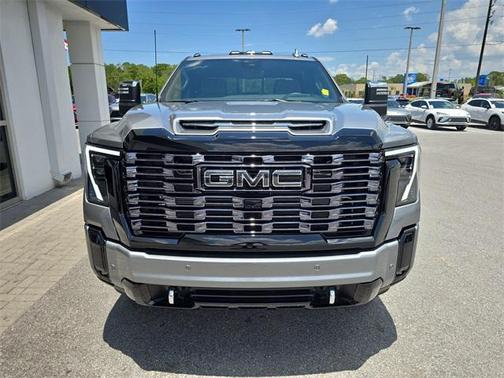 2025 GMC Sierra 3500 Denali