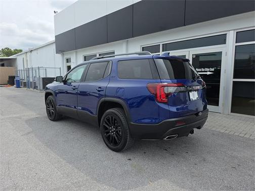 2023 GMC Acadia FWD SLT