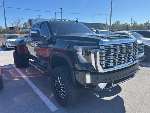 2026 GMC Sierra 3500 Denali