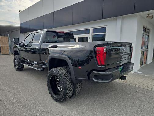 2026 GMC Sierra 3500 Denali