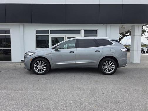 2024 Buick Enclave Avenir AWD