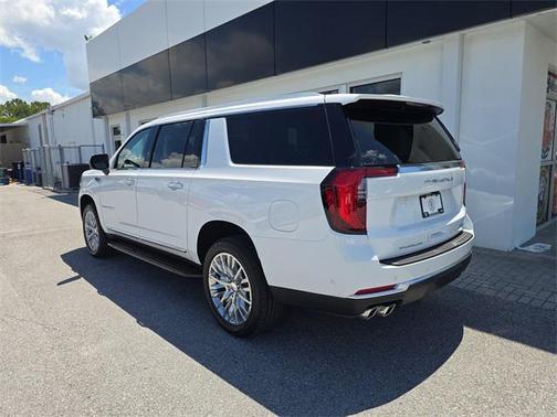 2025 GMC Yukon XL Denali