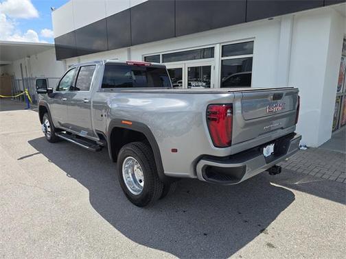 2025 GMC Sierra 3500 Denali