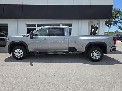 2025 GMC Sierra 3500 Denali