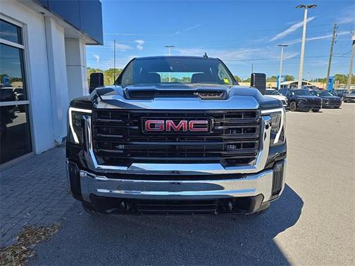 2025 GMC Sierra 2500 Base