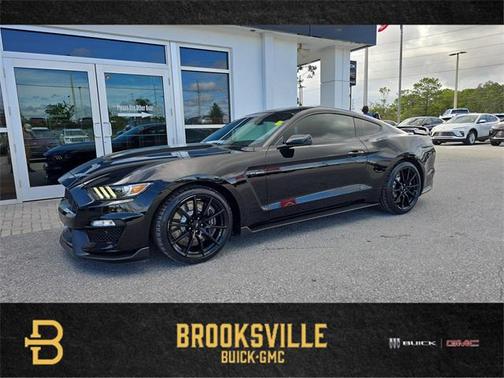 2016 Ford Shelby GT350 Base