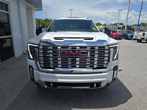 2025 GMC Sierra 2500 Denali