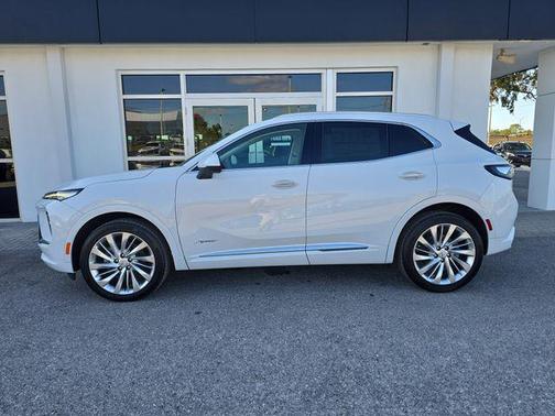 Iridescent White Tricoat 2026 Buick Envision Avenir AWD