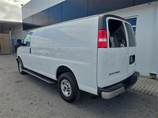 2022 GMC Savana 2500 Work Van