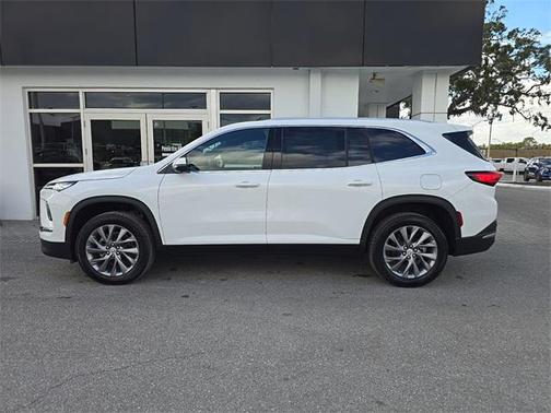 2025 Buick Enclave Preferred FWD