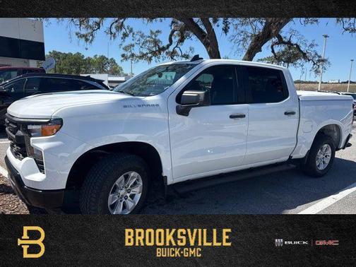 Summit White 2022 Chevrolet Silverado 1500 WT