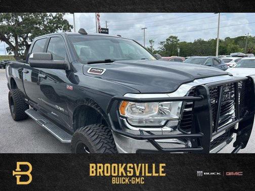 2019 RAM 2500 Big Horn Crew Cab 4x4 6'4' Box