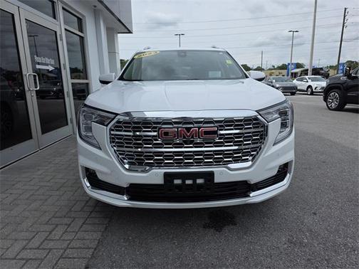 2023 GMC Terrain Denali