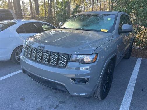 2021 Jeep Grand Cherokee Laredo