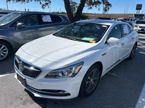 2018 Buick LaCrosse Essence