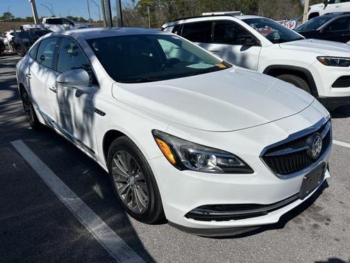 2018 Buick LaCrosse Essence