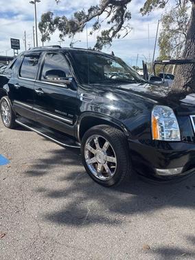 2011 Cadillac Escalade EXT Luxury