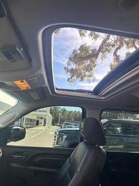 2011 Cadillac Escalade EXT Luxury