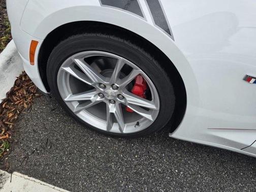 2023 Chevrolet Camaro 2LT